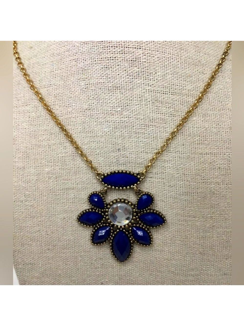 J. Crew Women Golden Link Chain Necklace W/Blue Crystal Pendant Lobster Closure